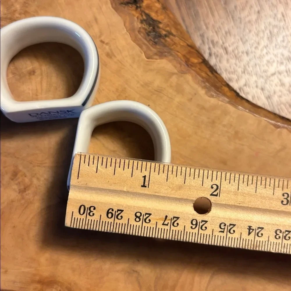 Dansk Christianshavn Blue Napkin Rings – Set of 4 – White & Blue Ceramic